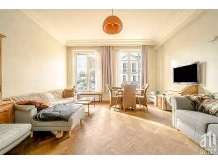 appartement 2 chambres avec garage en hyper-centre tournai