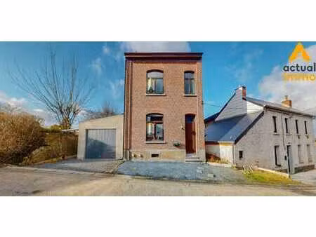 charmante maison 3 chambres avec garage et jardin !