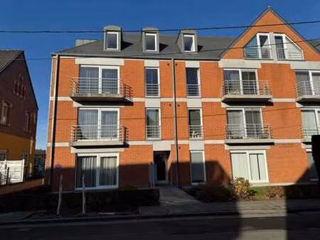 bel appartement 1 chambre + parking