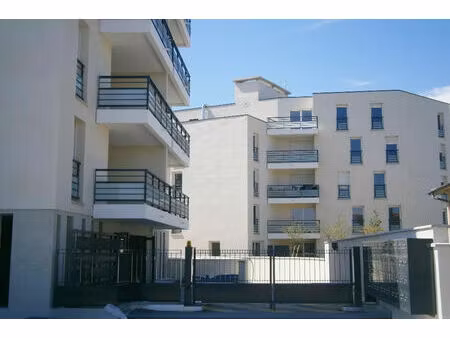 location appartement 3 pièces 65 m² à toulouse (31100)