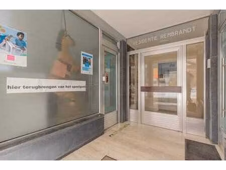 rez-de-chaussée commercial