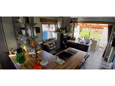 maison 4 façades avec jardin et garage à onhaye