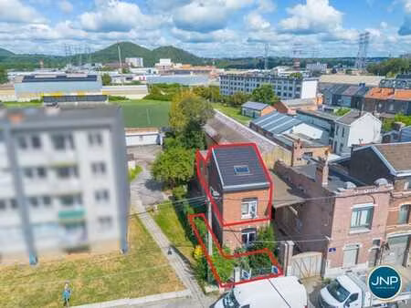 liège - appartement 2ch 3f à rafraîchir avec un extérieur !