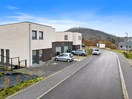 maison récente 3 chambres avec jardin  garage – peb a - ans