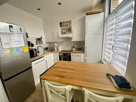 appartement 2 ch à etterbeek  lumineux et rénové - peb d