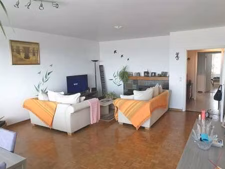 wsb-immo: joli appartement avec 2 chambres à coucher