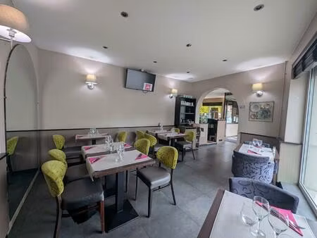 vente commerce 240 m² beauvais (60000)