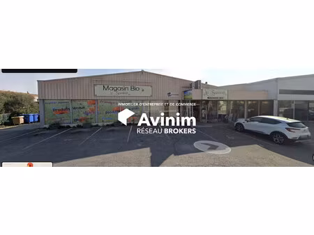 location local commercial