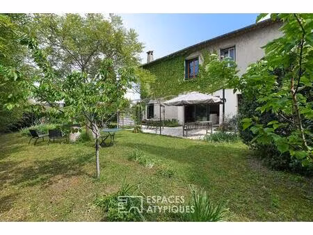 grande maison modulable et jardin secret à montpellier