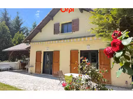 maison saint-geoirs 156.68 m² t-5 à vendre  350 000 €