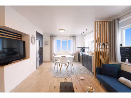 appartement entièrement rénové avec balcon