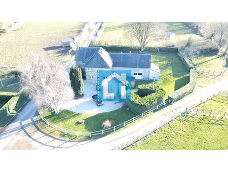 la vie de famille au grand air : votre refuge en pierre entr