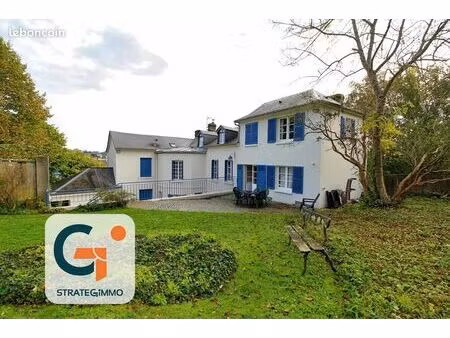 maison 12 pièces 292 m²