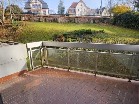 studio t1 avec terrasse & vue verdure – disponible immédiatement - parking en option