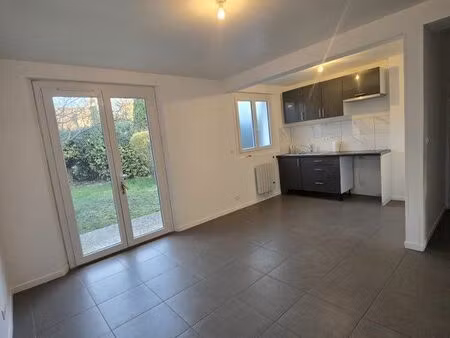 f2 50 m2 bouray sur juine