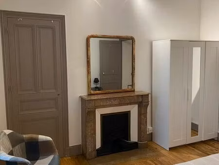 ile verte charmant et fonctionnel 3p+c meublé traversant 76 m2