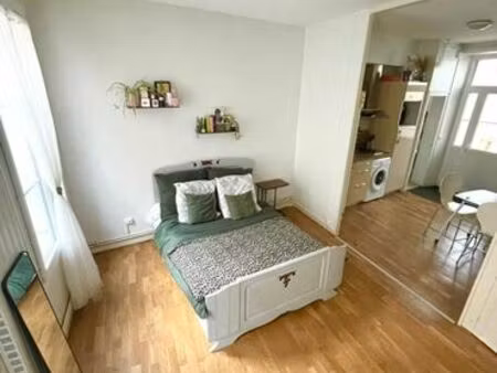 location centre ville t1 avec jardin