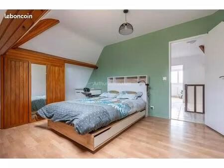 appartement 1 pièce 11 m²