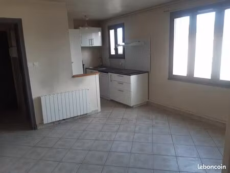 charmant t3 de 46 m² grenoble  avenue léon blum