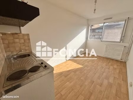 studio 1 pièce 19 m²
