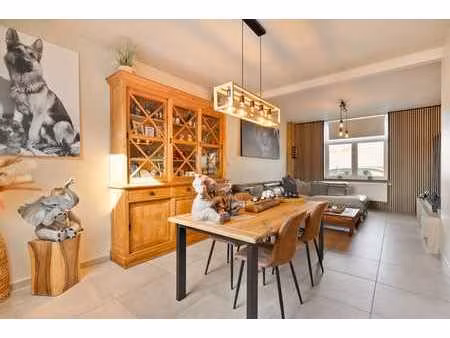 instapklare gezinswoning met zongerichte tuin en ruime ga...