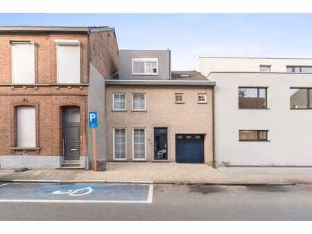 maison rénovée avec garage à baasrode