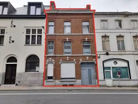 opbrengsteigendom met 4 verhuurde appartementen