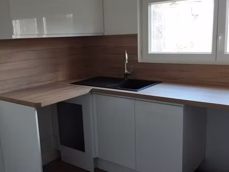 maison à louer à proussy de 65 m2