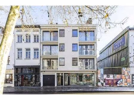 appartement joliment meublé proche de 'eilandje'