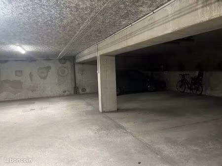 parking à louer