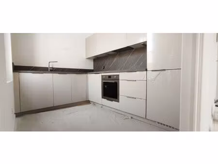 a vendre toulouse coeur saint cyprien - t2 refait à neuf 45m² dernier étage