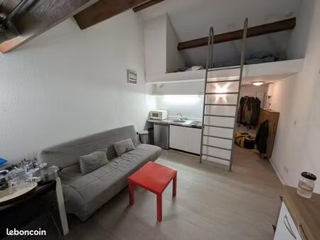 studio + mezzanine meublé plein centre ville