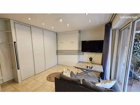 studio 1 pièce 23 m²