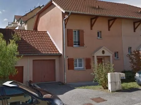 ? maison 3 chambres avec jardin – garage – proche suisse / cern