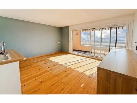 location appartement  59.15 m² t-3 à argenteuil  1 350 €