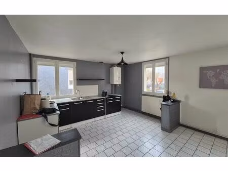 location appartement  75 m² t-3 à elbeuf  615 €