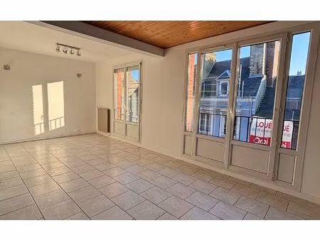 location appartement  m² t-2 à le havre  750 €