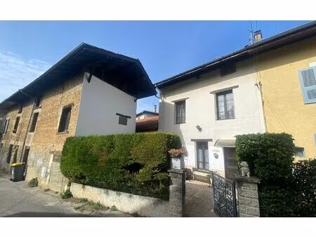 maison saint-jean-de-moirans 83 m² t-4 à vendre  209 000 €
