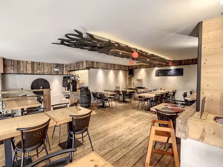 vente commerce 220 m² val-cenis (73480)