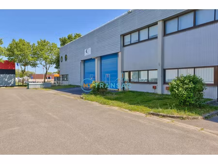 location local industriel 827 m² à collégien (77090)