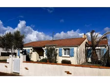 vente maison à saint-mars-de-coutais (44680) : à vendre / 106m² saint-mars-de-coutais