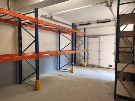 vente local industriel 130 m² brie-comte-robert (77170)