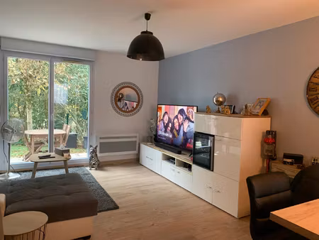 a louer t3 duplex creon residence de la verrerie terrasse