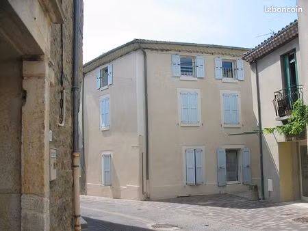 immeuble de 4 appartements centre d'etoile sur rhone