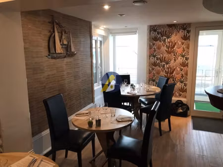 restaurant gastronomique face ocean