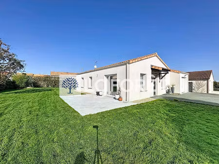 maison bressuire 4 pièce(s) 90 m2