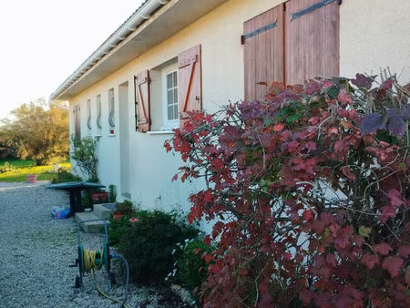 maison plain-pieds 90m2 - 3 chambres - jardin 500m2 - garage - pauillac