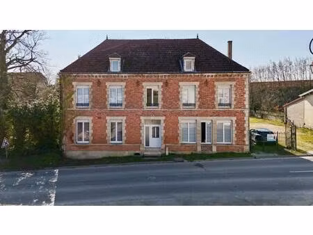 maison de 12 pièces de 259 m² à somsois