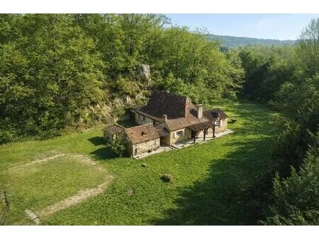 vente maison 6 pièces 110 m2 à cazals