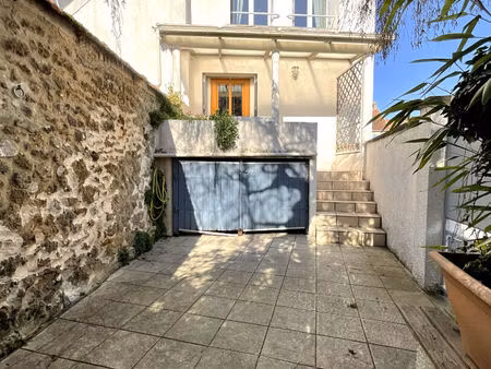 maison ancienne 85 m²² au coeur du village !